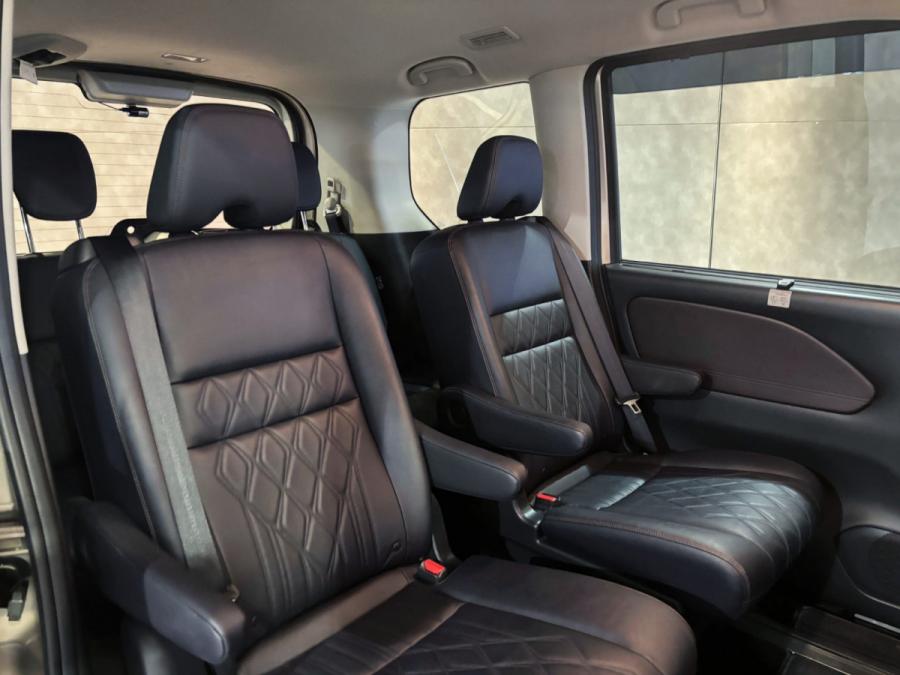 SERENA E-Power Highway Star VIP - Image 6
