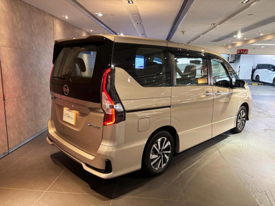 SERENA E-Power Highway Star VIP - Image 2