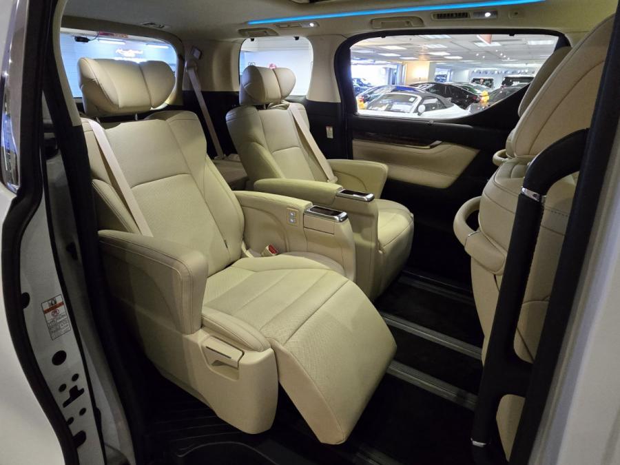ALPHARD GF - Image 5