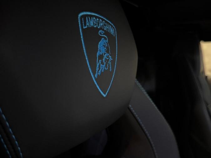 AVENTADOR LP700-4 ROADSTER - Image 6
