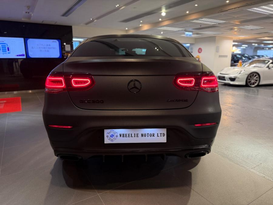 GLC300  COUPE AMG - Image 13