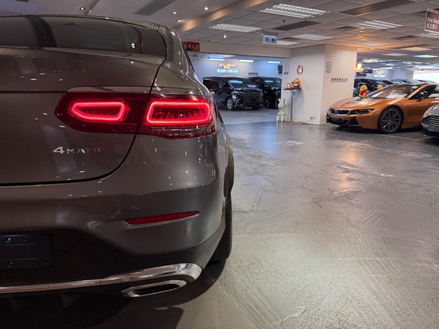 GLC300  COUPE AMG - Image 9