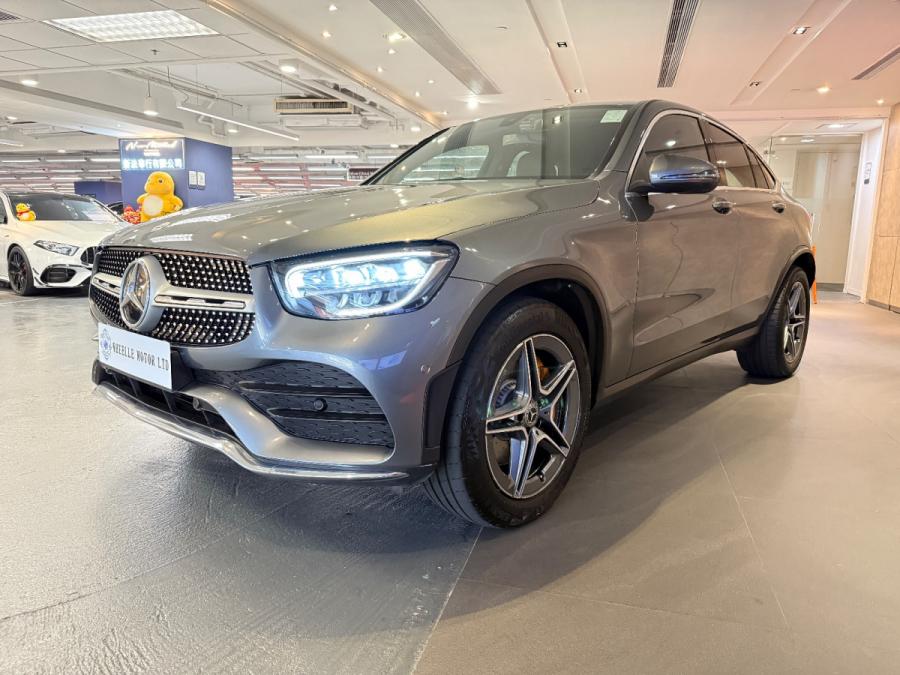 GLC300  COUPE AMG - Image 10