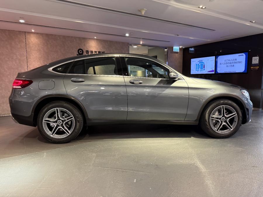 GLC300  COUPE AMG - Image 5