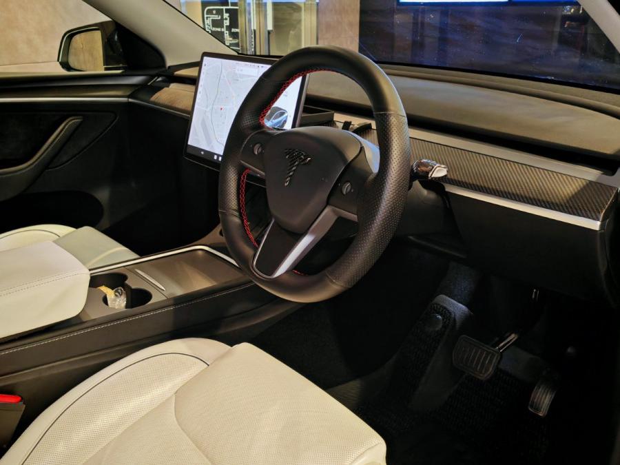 MODEL Y LONG RANGE 4WD - Image 5
