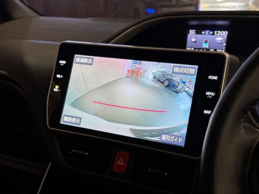 Voxy ZS Hybrid Modellista - Image 7