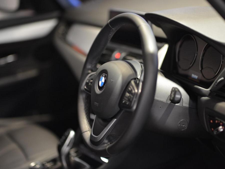 218i GRAN TOURER F46 - Image 3