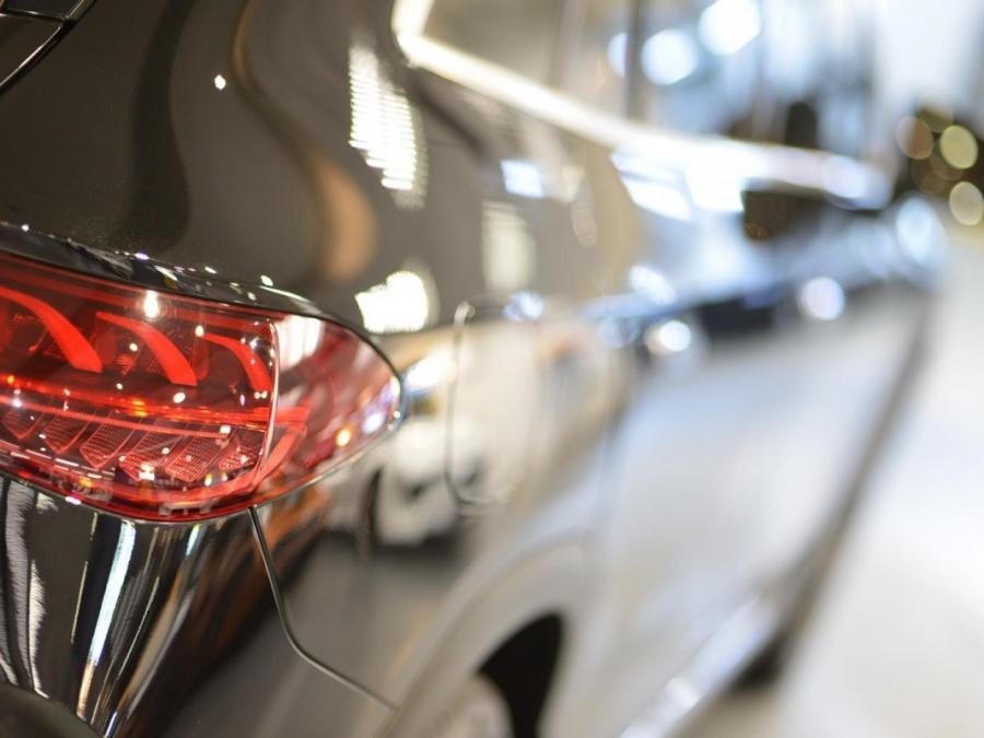 EQE SUV 350 4MATIC AMG LINE - Image 4