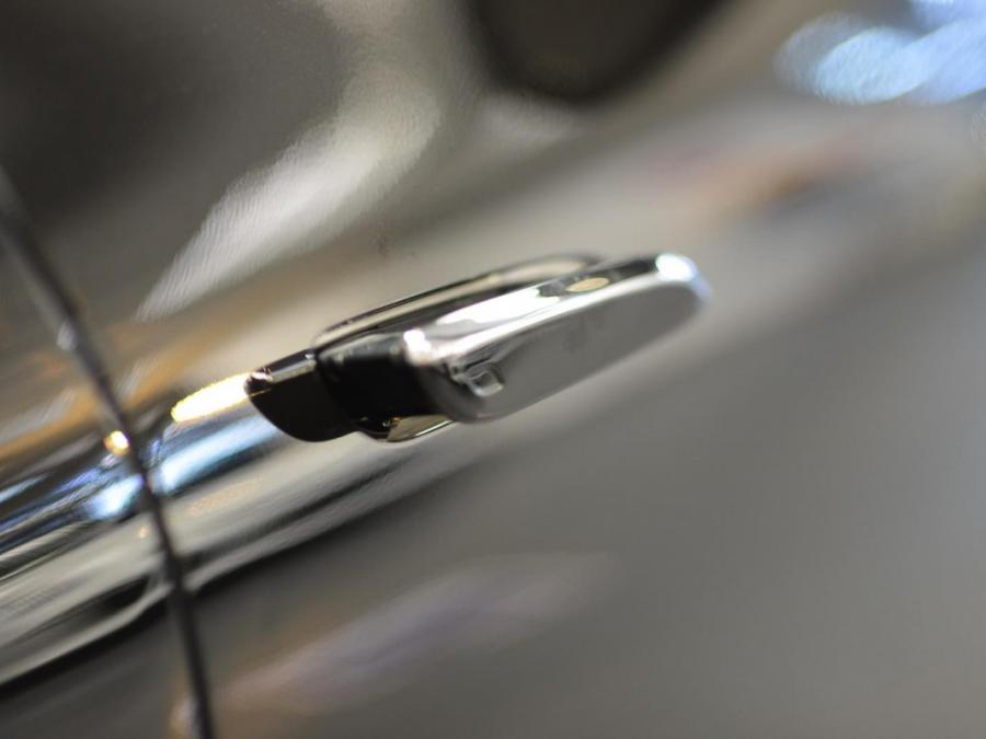 EQE SUV 350 4MATIC AMG LINE - Image 8