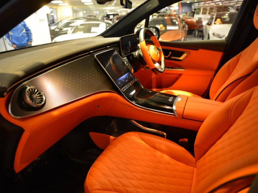 EQE SUV 350 4MATIC AMG LINE - Image 26