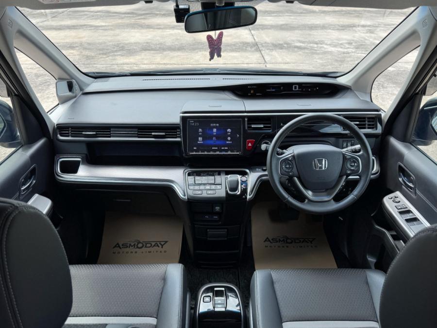 Stepwgn SPADA Hybrid EX Cool - Image 3