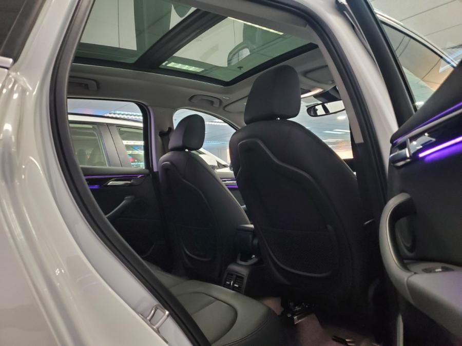 X1 SDRIVE18i XLINE - Image 8