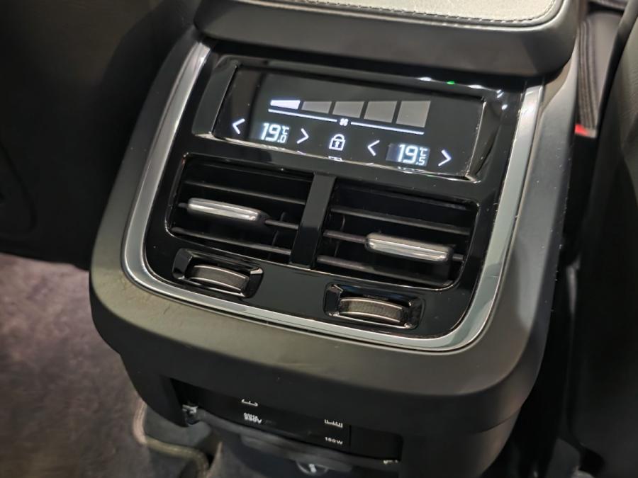 XC90 T6 INSCRIPTION - Image 11