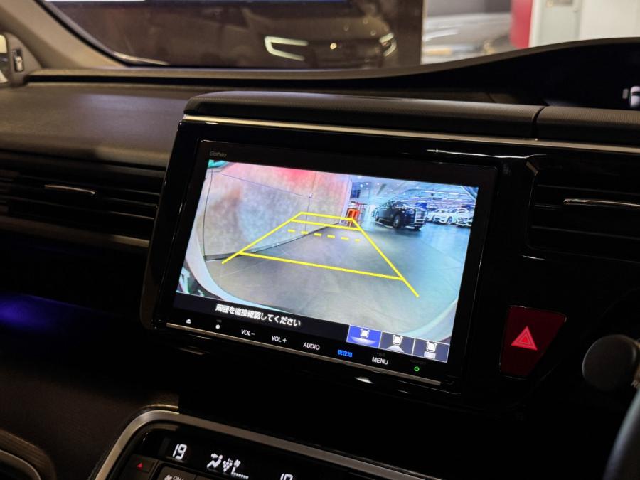 Stepwgn SPADA e:HEV EX Cool - Image 9