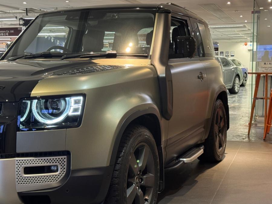 Defender 90 P300 HSE - Image 2