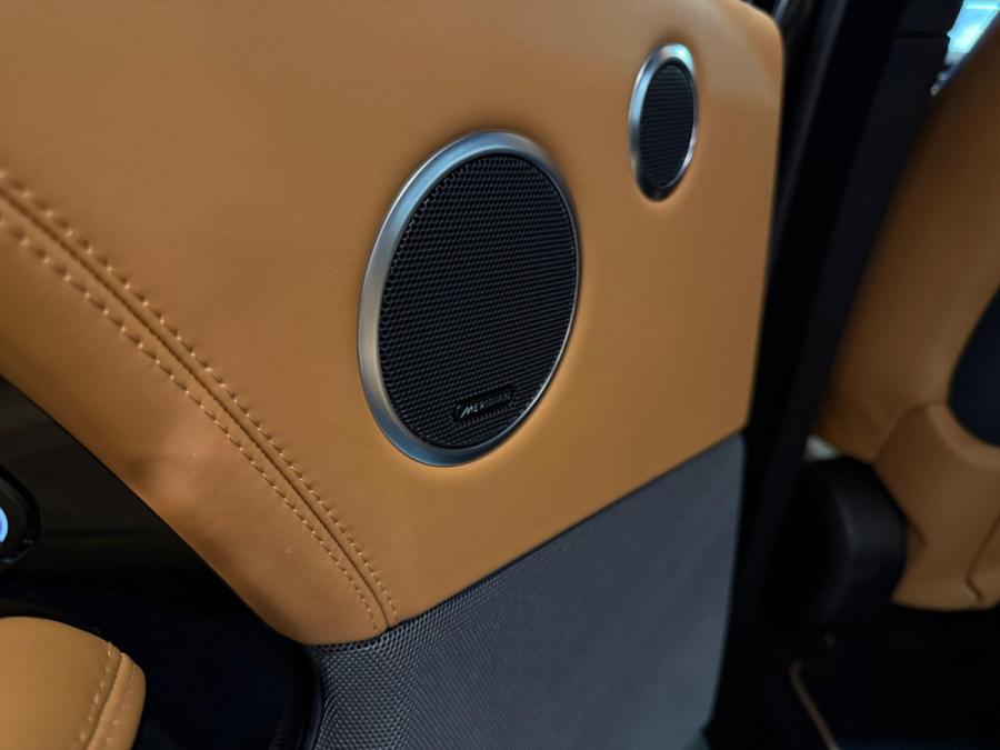 RANGE ROVER 5.0 V8 SC LWB AUTOBIOGRAPHY - Image 12