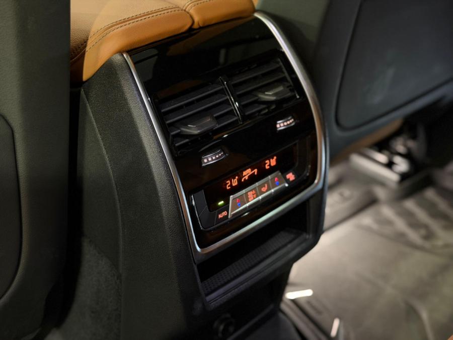 X6 XDRIVE401A M SPORT EDITION - Image 10