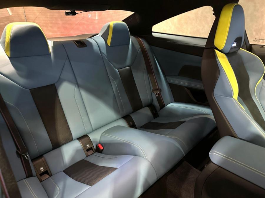 M4 COMPETITION COUPE - Image 8