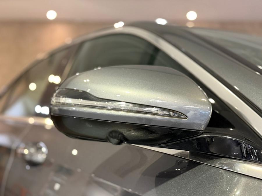 E200 AVANTGARDE - Image 2