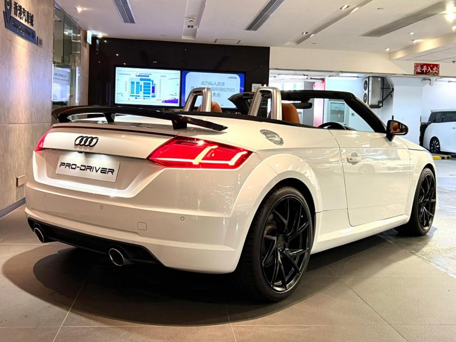 TT ROADSTER - Image 3