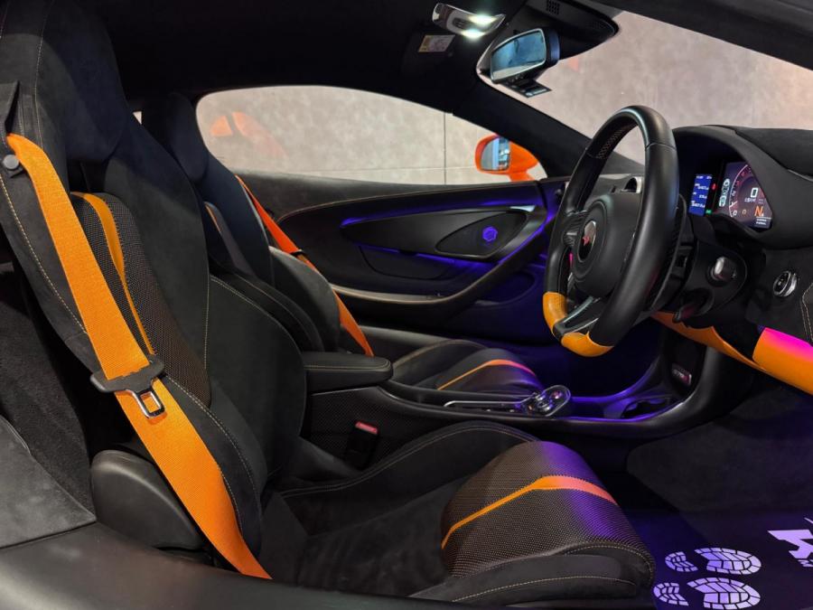 570S COUPE - Image 5