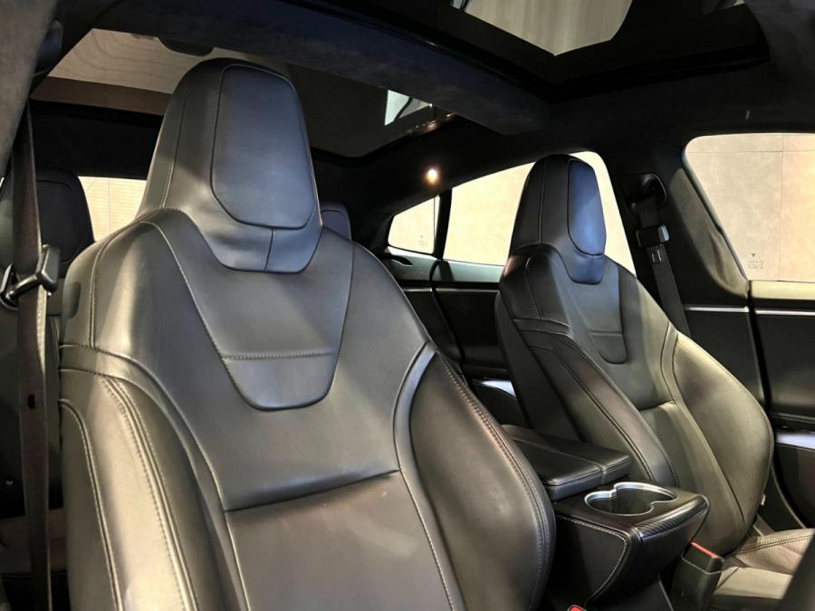 MODEL S 70D - Image 8