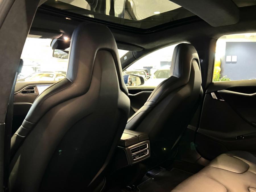 MODEL S 70D - Image 10