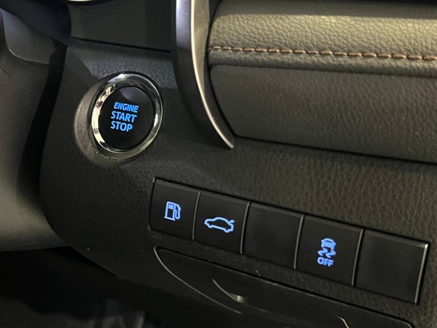 CAMRY 2.5 DELUXE - Image 9