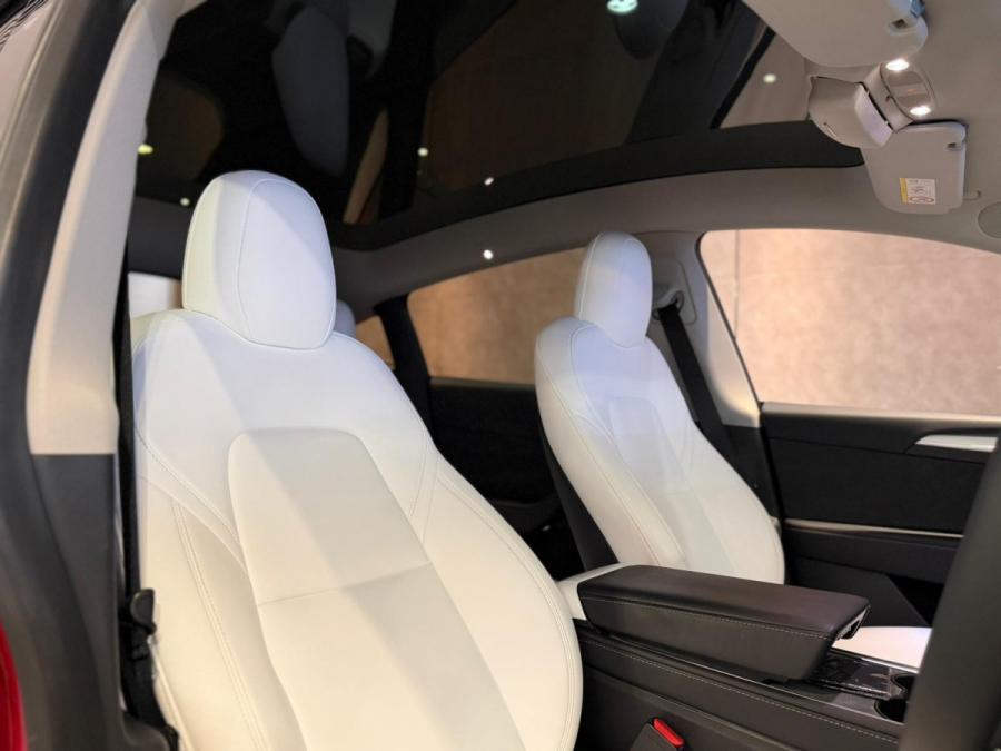 MODEL Y PERFORMANCE DUAL MOTOR - Image 18