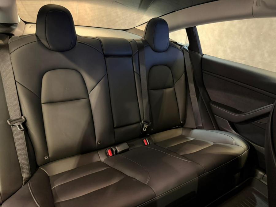 MODEL 3 PERFORMANCE DUAL MOTOR - Image 14