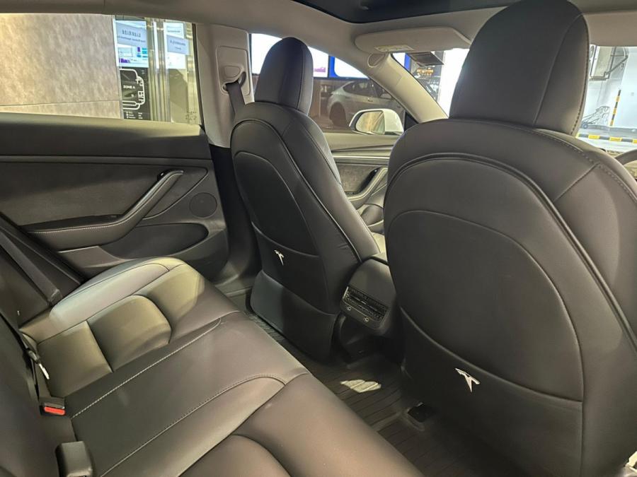 MODEL 3 PERFORMANCE DUAL MOTOR - Image 16