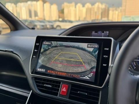 Voxy ZS Hybrid 煌II - Image 8