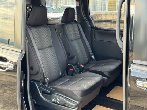 Voxy ZS Hybrid 煌II - Image 6