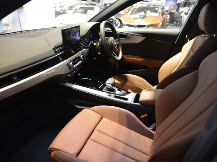 A4 Avant 40TFSI quattro S~LINE - Image 11