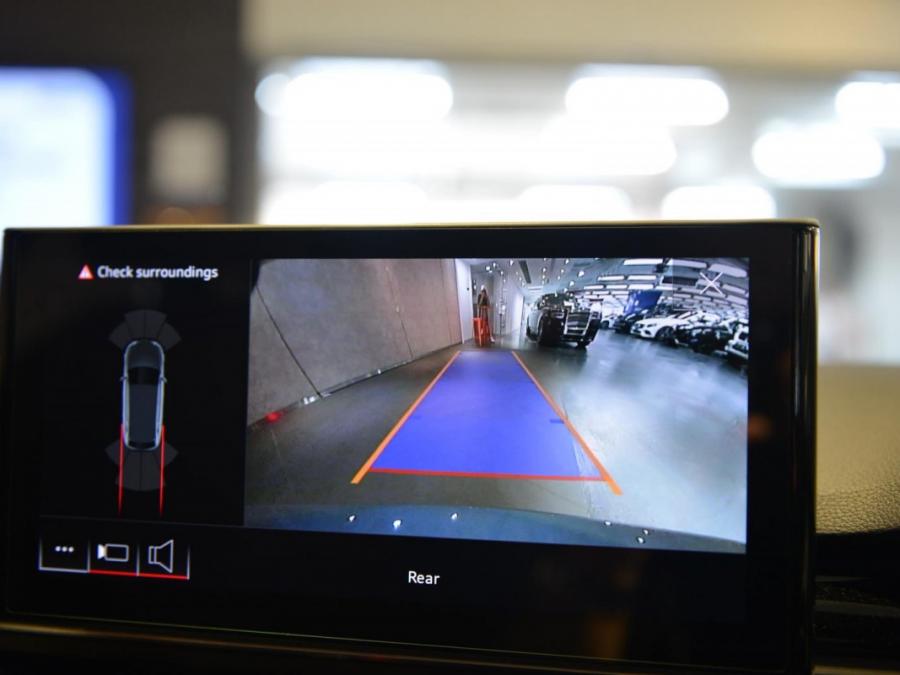 A4 Avant 40TFSI quattro S~LINE - Image 9