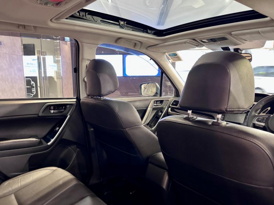 FORESTOR 2.0XT AWD - Image 8