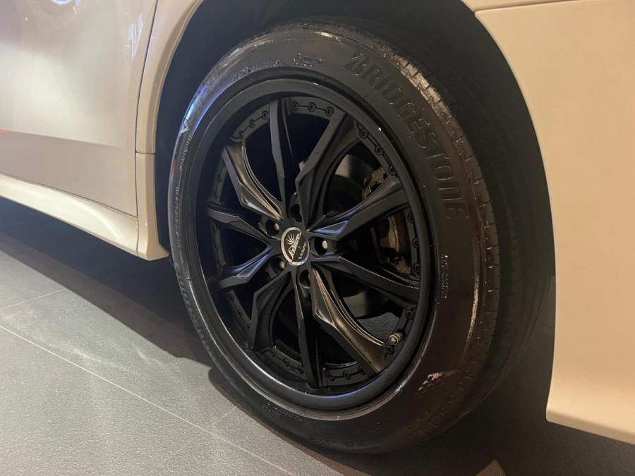 ALPHARD 3.5 SC - Image 8