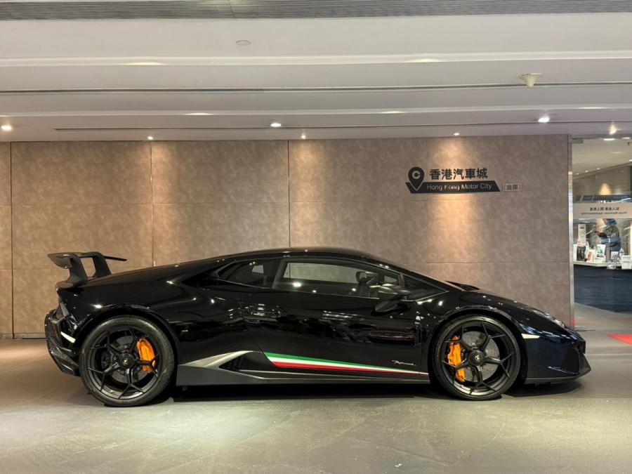 Huracan Performante - Image 5