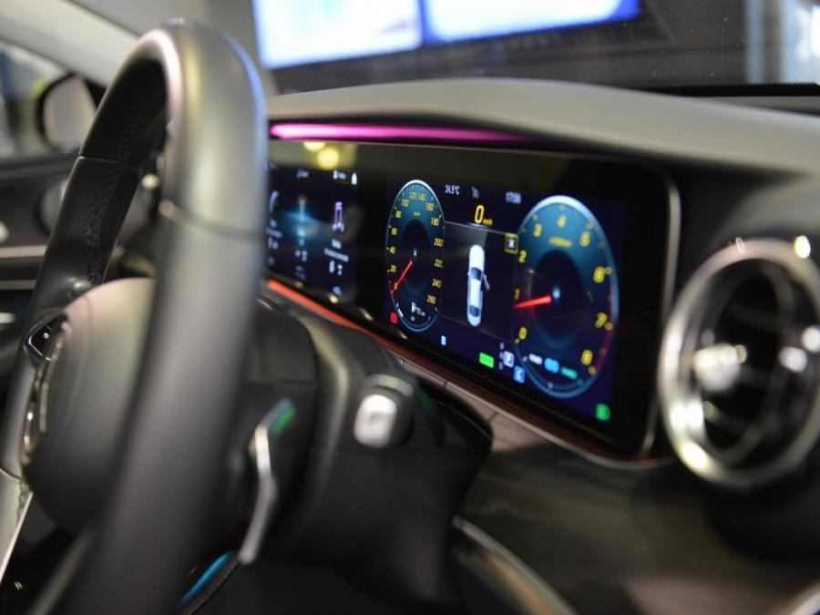 E200 AMG FACELIFT - Image 16