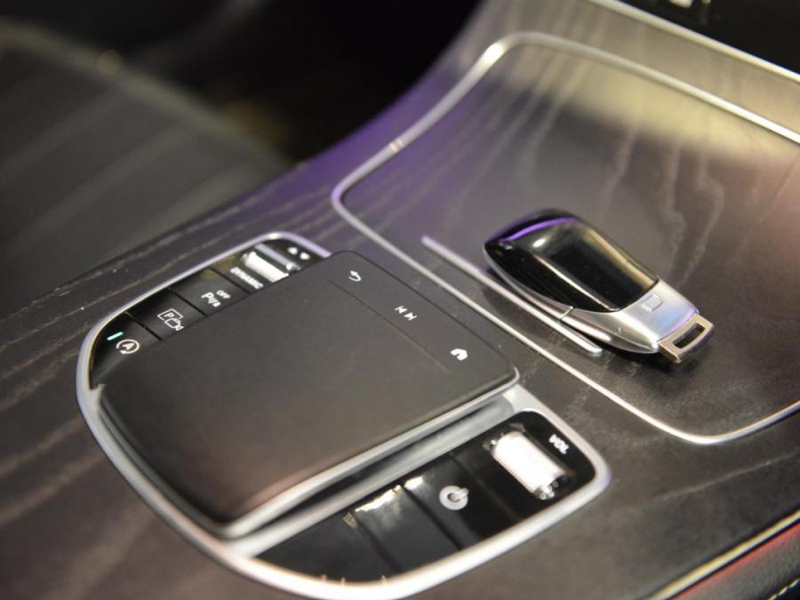 E200 AMG FACELIFT - Image 21