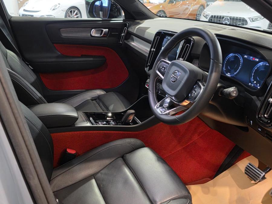 XC40 T5 R-DESIGN - Image 6