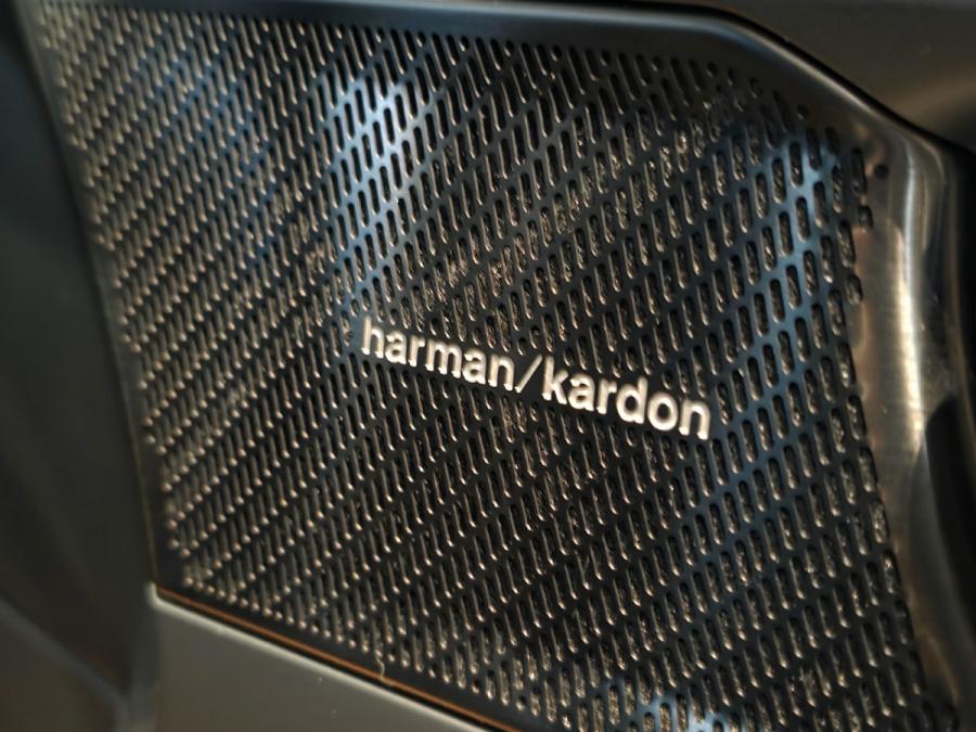 XC40 T5 R-DESIGN - Image 10