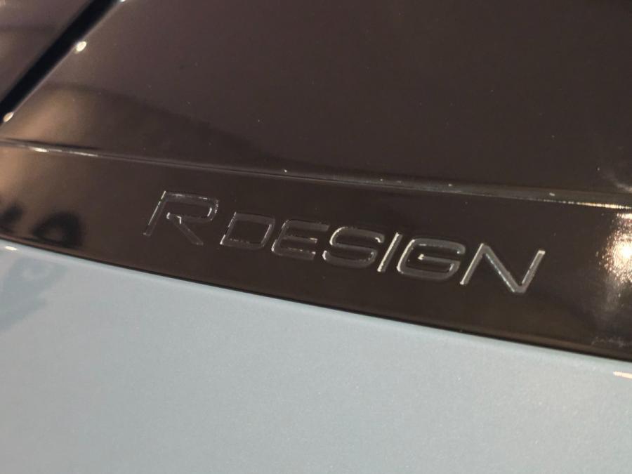 XC40 T5 R-DESIGN - Image 9