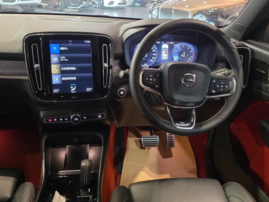 XC40 T5 R-DESIGN - Image 5