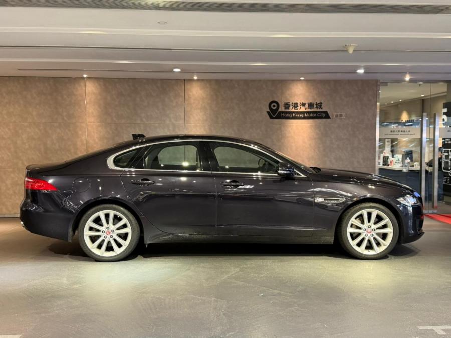 XF 35T PRESTIGE - Image 15