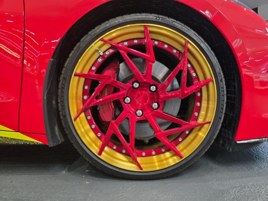 CORVETTE C8 CONVERTIBLE - Image 12