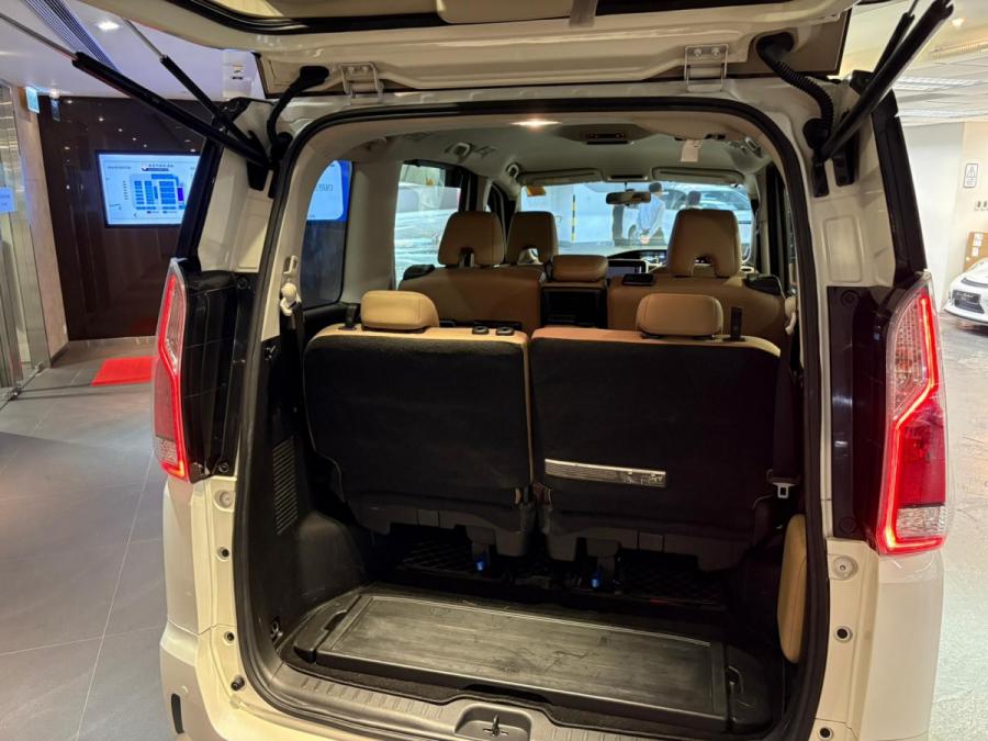 Serena Highway Star VIP - Image 7