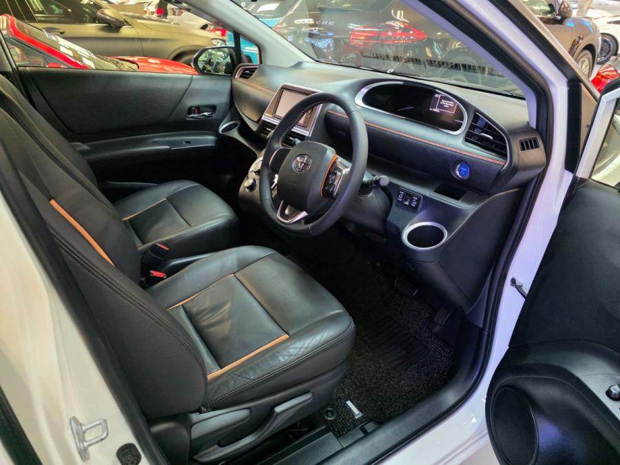 SIENTA 1.5 HYBRID - Image 6