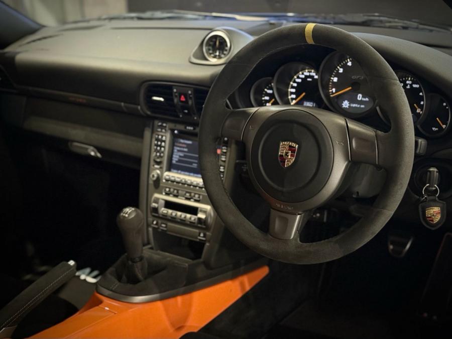 911 997.1 GT3 RS - Image 9