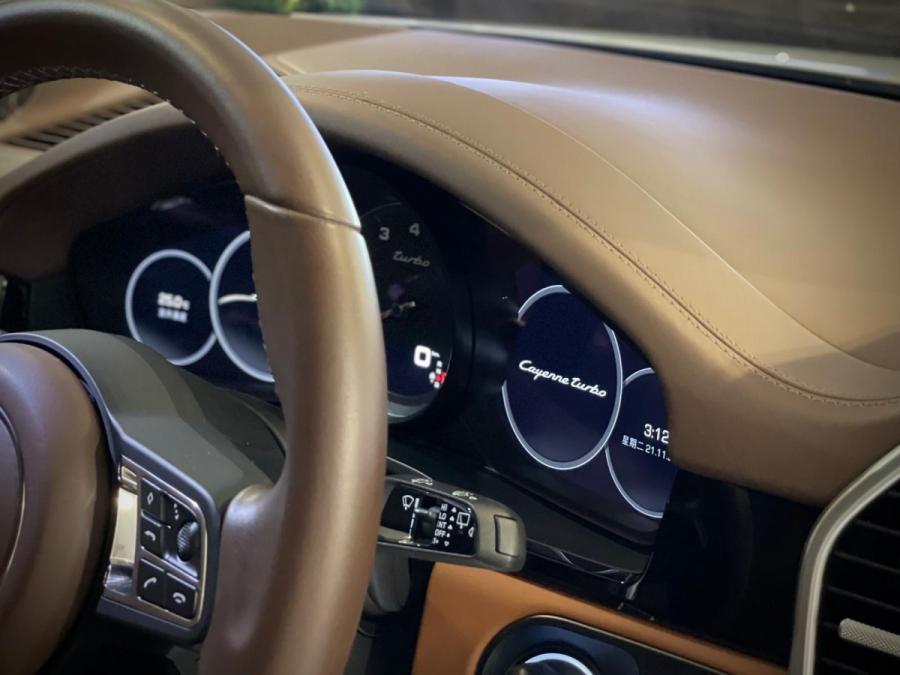 CAYENNE TURBO - Image 13